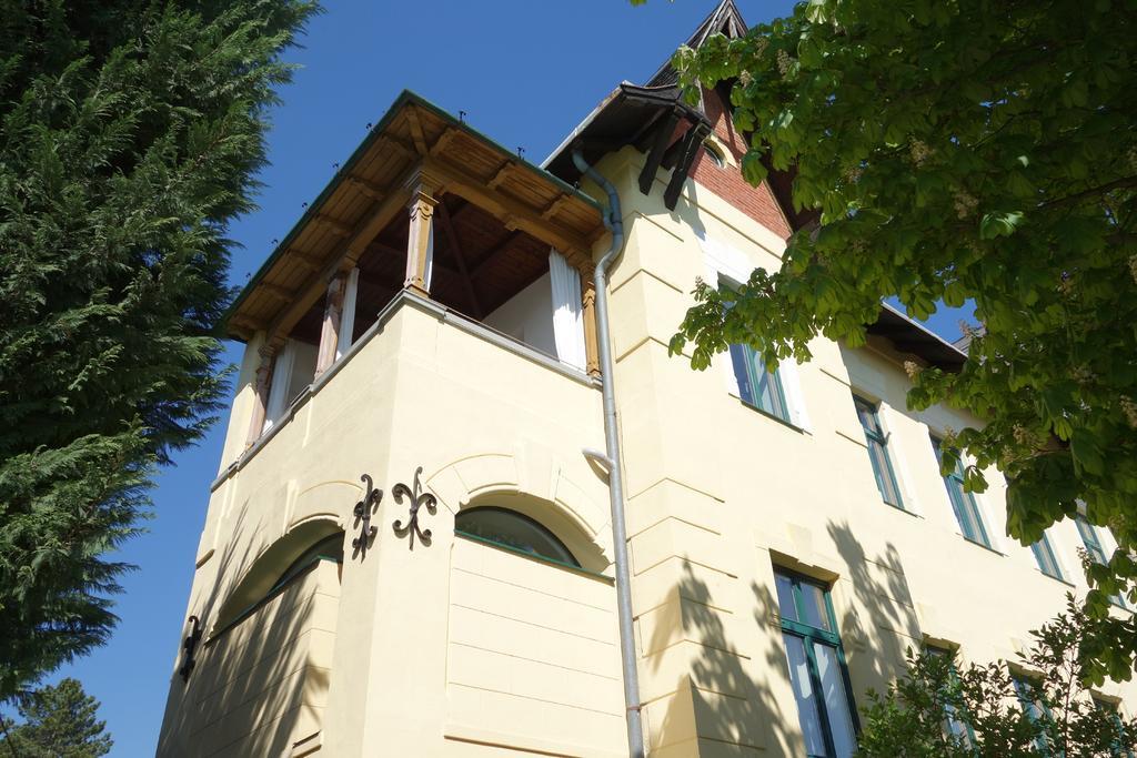 Katharinas Apartment Modling Exterior foto